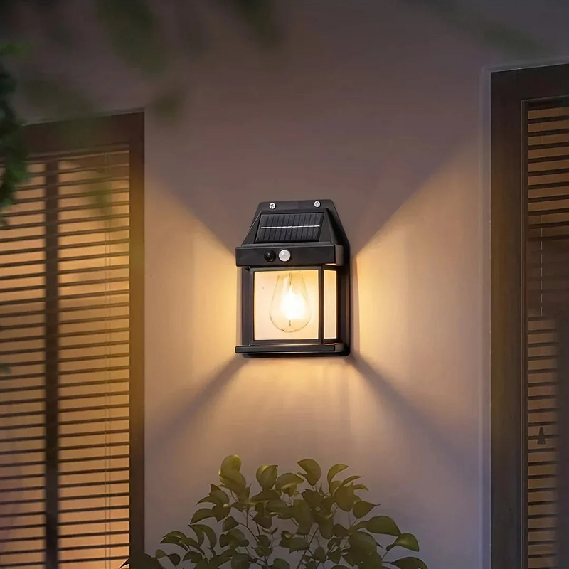 Solaréa outdoor light front view, solar-powered wall light, Scandinavian design