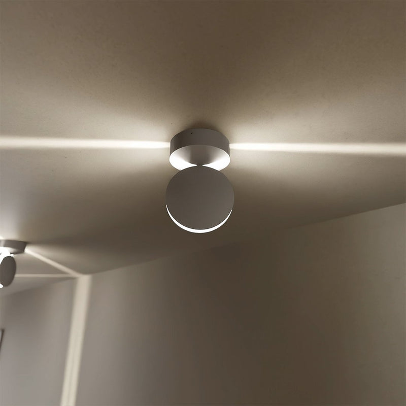 Strahlenquadrat wall lamp 360 degree swivel head, detail view