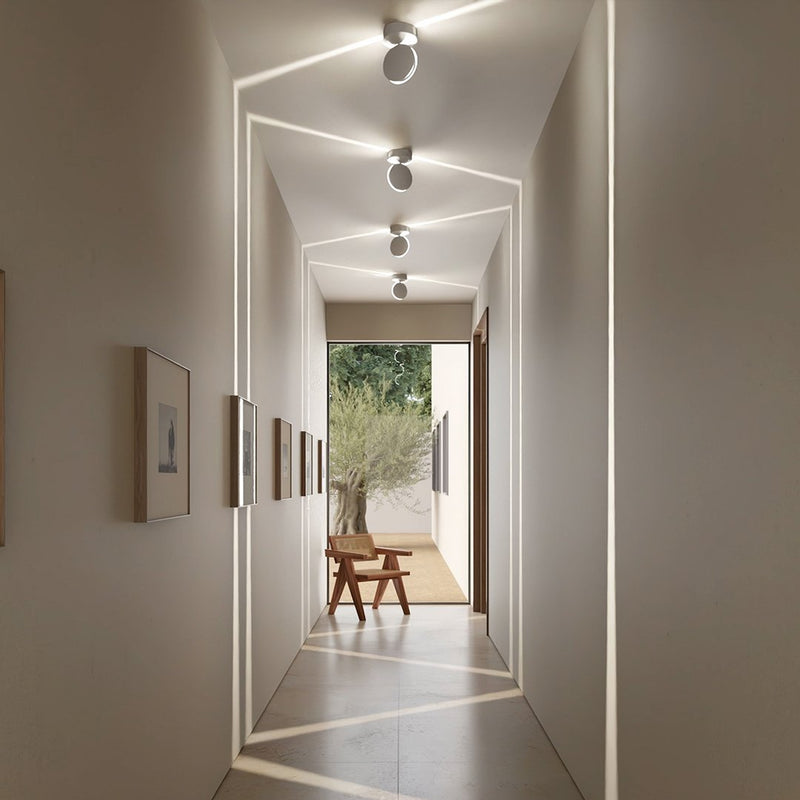 Strahlenquadrat wall light mounted on a white wall, dimmable LED light